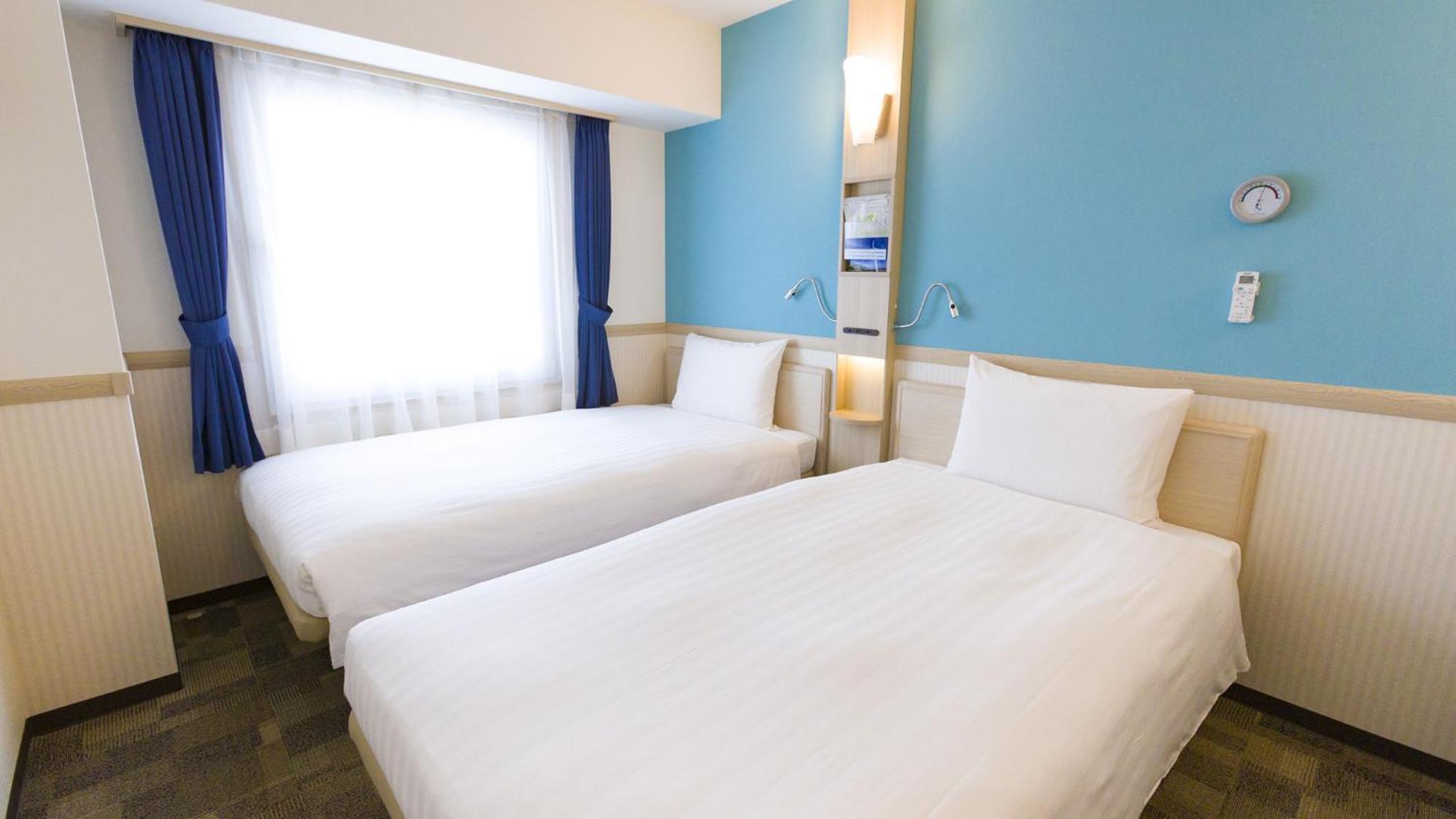 Toyoko Inn Kashiwa-Eki Higashi-Guchi Quarto foto